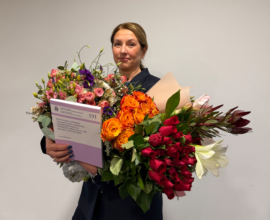 Tallinna Tervishoiu Kõrgkooli õppeprorektor Ulvi Kõrgemaa kaitses Tallinna Ülikoolis edukalt oma doktoritöö 