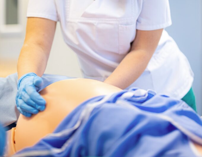 Kas sündimuse langus mõjutab ämmaemandate vastuvõttu? 