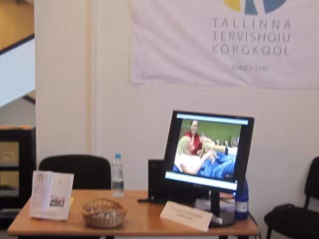 15. Tallinna Tervishoiu Kõrgkooli esitluslaud