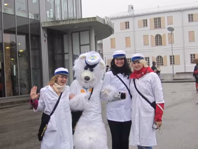 16. Pärnu kontserdimaja 4.11. Konverents Lahe Koolipäev