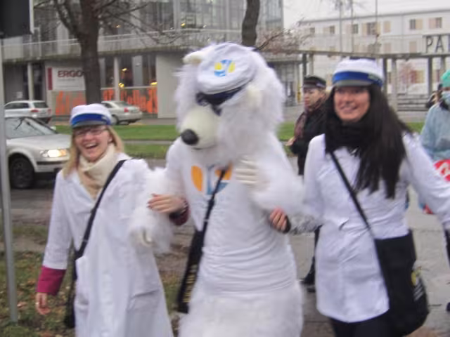 17. Merlin Alabert F2, Maskott Ursus e. Gerli Teder Õ32, Dagmar Meltsas Ä2