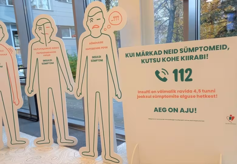 Ida-Viru Keskhaigla insuldile pühendatud pop-up näitus Tallinna Tervishoiu Kõrgkooli aatriumis