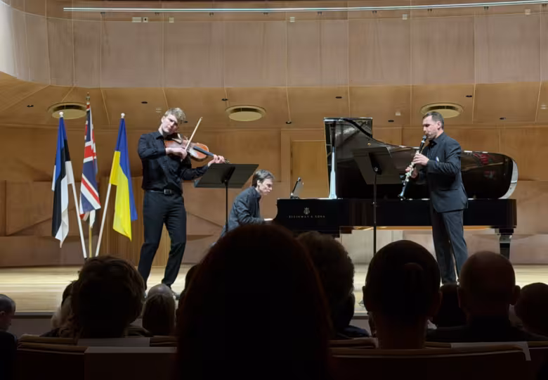 Kontsert "Crossing Cultures"