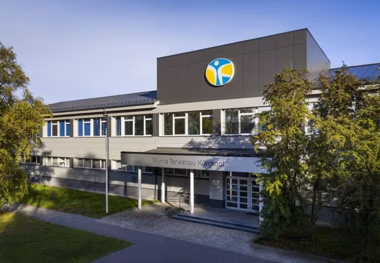 Tallinna Tervishoiu Kõrgkoolis alustab uuel nädalal õpinguid üle 500 esmakursuslase